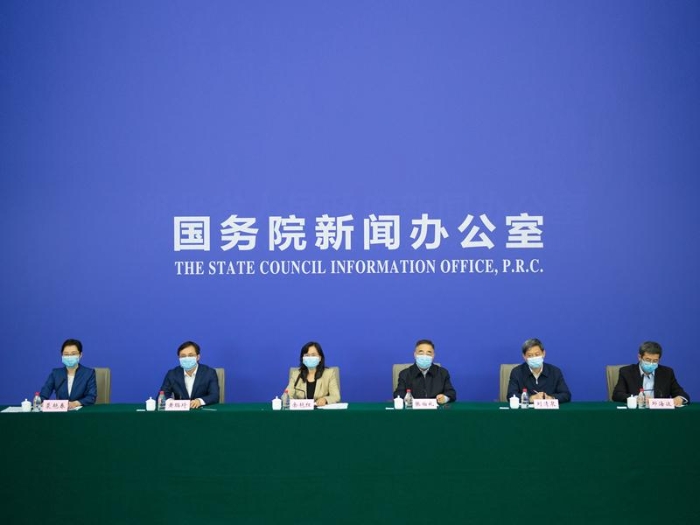 國(guó)新辦就中醫(yī)藥防治新冠肺炎的重要作用及有效藥物舉行發(fā)布會(huì)