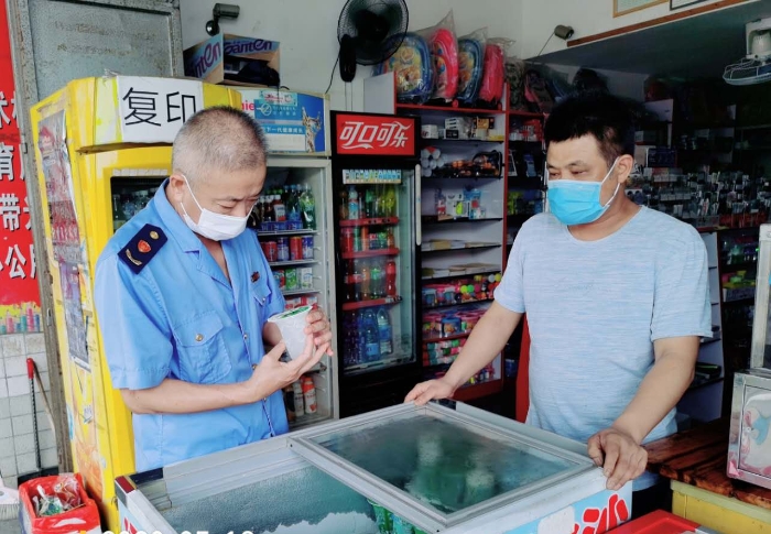 廈門集美專項(xiàng)檢查雪糕冷飲品市場(chǎng)