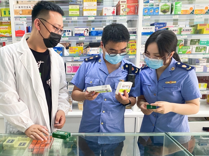 圖為檢查現(xiàn)場(chǎng)。