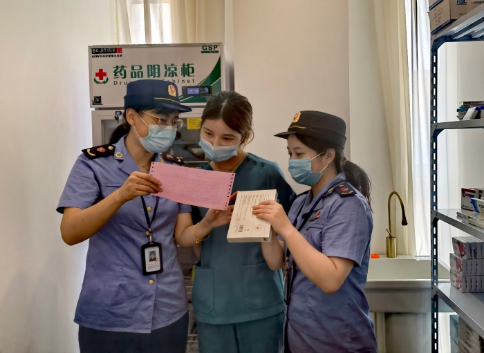 圖為檢查現(xiàn)場。
