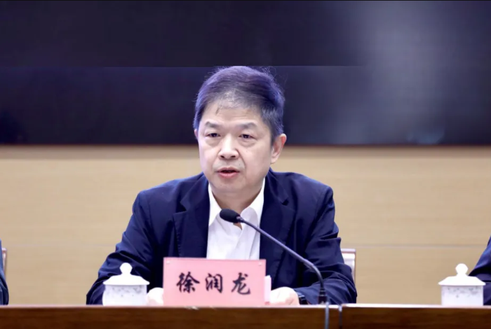 徐潤龍