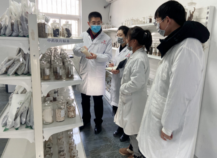 圖為檢查現(xiàn)場。