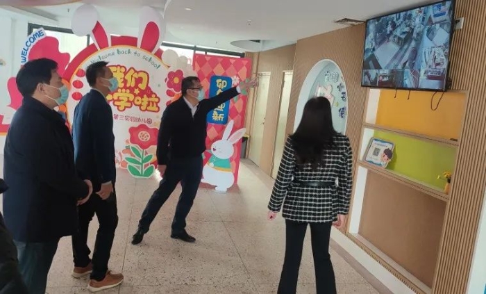 漳州市各轄區(qū)市場(chǎng)監(jiān)管部門積極開展校園及周邊食品安全整治工作
