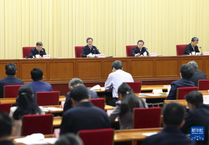 5月11日，新時代學校思政課建設推進會在北京召開。會上傳達了習近平重要指示。中共中央政治局常委、國務院副總理丁薛祥出席會議并講話。新華社記者劉衛(wèi)兵攝