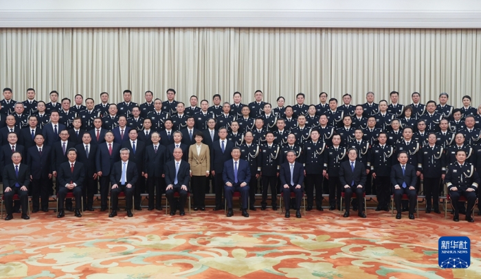 5月28日，黨和國家領導人習近平、李強、蔡奇、丁薛祥、李希等在北京人民大會堂會見全國公安工作會議代表。新華社記者 鞠鵬 攝