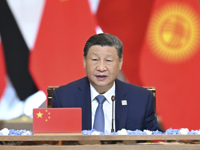 當?shù)貢r間7月4日上午，國家主席習近平在阿斯塔納獨立宮出席上海合作組織成員國元首理事會第二十四次會議。新華社記者 謝環(huán)馳 攝