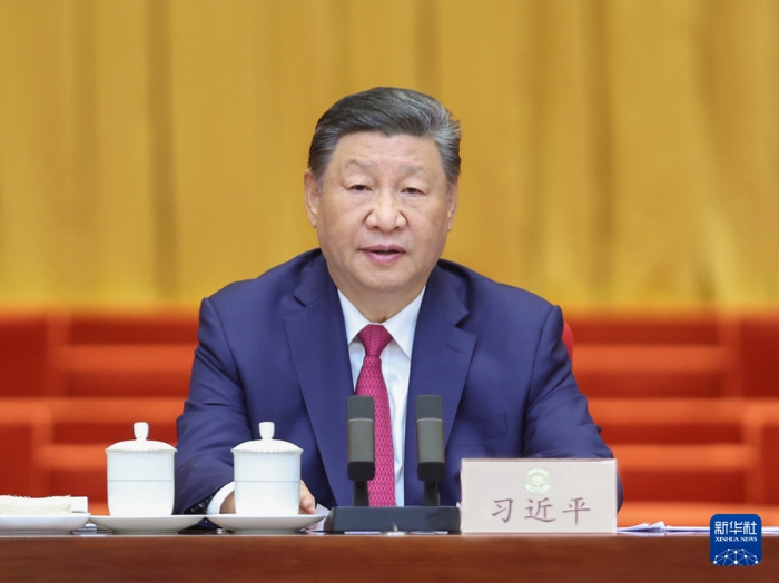 9月20日上午，中共中央、全國政協(xié)在全國政協(xié)禮堂隆重舉行慶祝中國人民政治協(xié)商會議成立75周年大會。中共中央總書記、國家主席、中央軍委主席習(xí)近平出席大會并發(fā)表重要講話。新華社記者 鞠鵬 攝