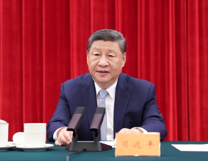 6月13日，中共中央在北京人民大會堂舉行紀念陳云同志誕辰120周年座談會。中共中央總書記、國家主席、中央軍委主席習近平發(fā)表重要講話。新華社發(fā)（王壯飛 攝）